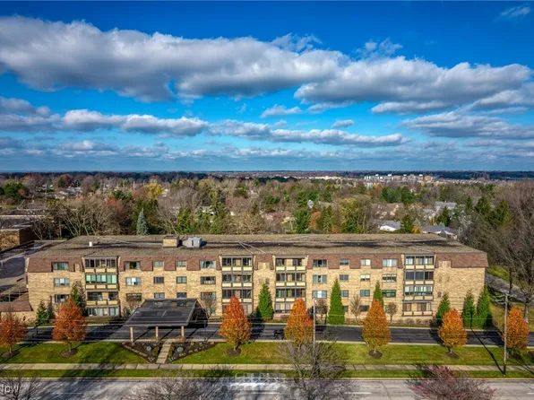 25805 Fairmount Blvd APT 305, Beachwood, OH 44122