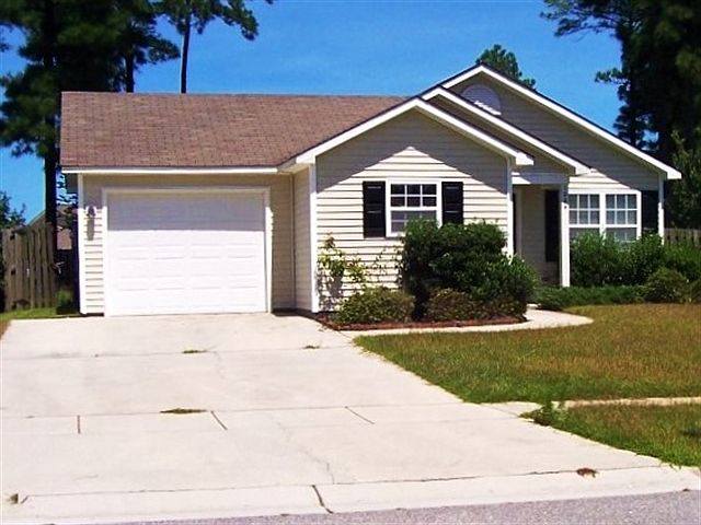 1st image of 1004 Ashland Way