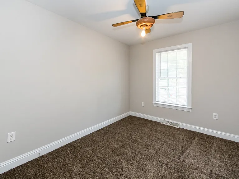 814 King Arthur Dr — Photo 26