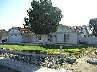 11463 Bracken Fern Ct, Victorville, CA 92392