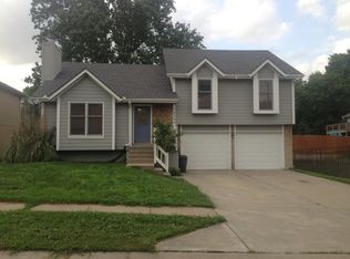 16300 E 26th St S, Independence, MO 64055