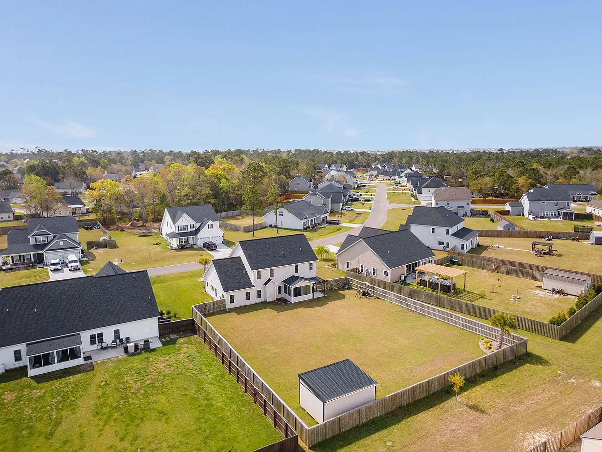 Building Photo - 110 Evergreen Forest Dr