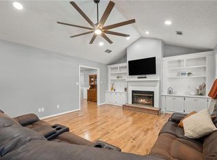 35 Flint Ct, Hoschton, GA 30548