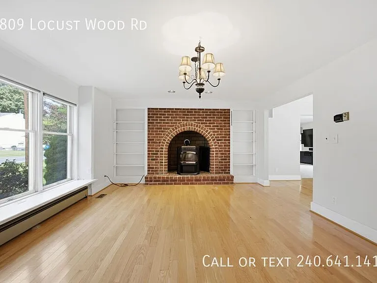 7809 Locust Wood Rd — Photo 3