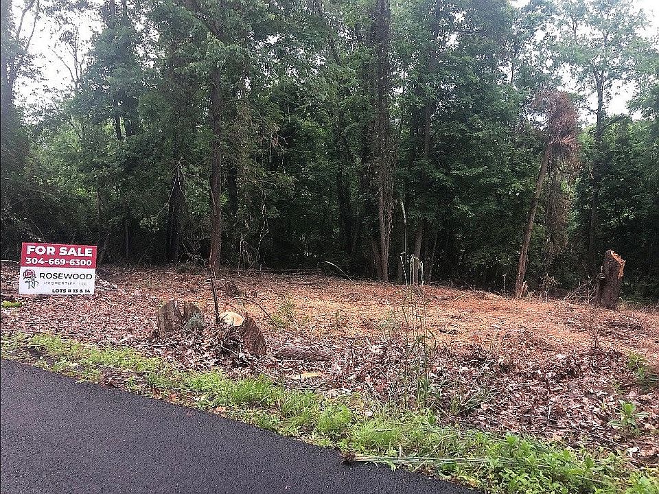2nd image of 14 Rosewood Ct
