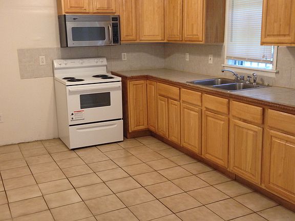 2nd image of 383 Fairmount Ave #4RX