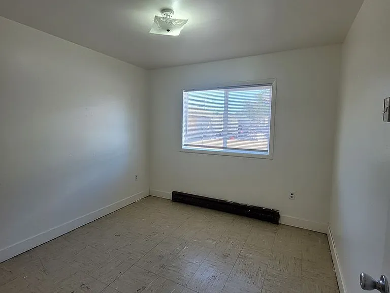 821 Cannon Ln — Photo 13