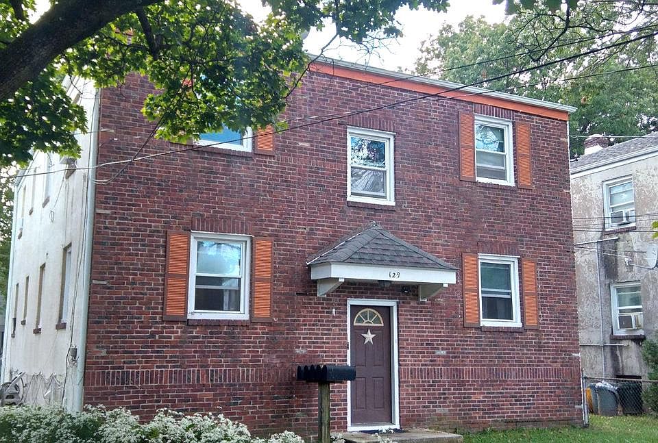 1st image of 129 Francis Ave