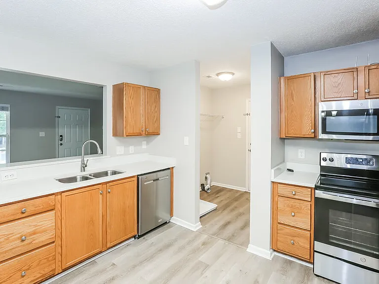 7218 William Reynolds Dr — Photo 8