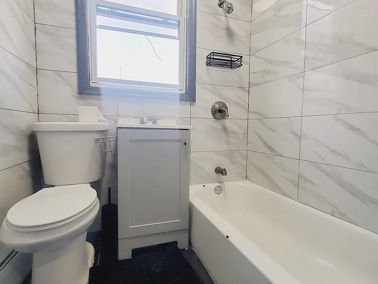 112 Neptune Ave #3L — Photo 6