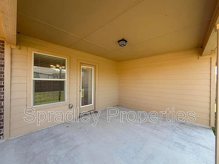 6328 Dorothy Muree Dr #D — Photo 29