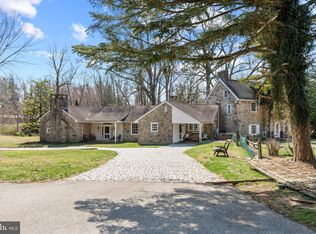 2141 Paper Mill Rd, Huntingdon Valley, PA 19006