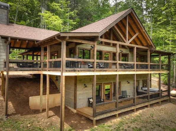 143 Foster Cove Rd, Epworth, GA 30541