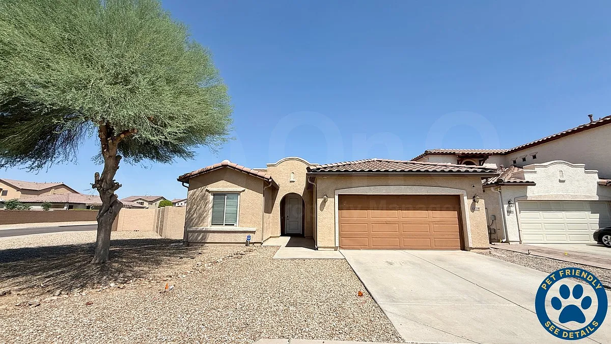 4 bed, 2.0 bath, 1809 sqft, $2,600 — Photo 1