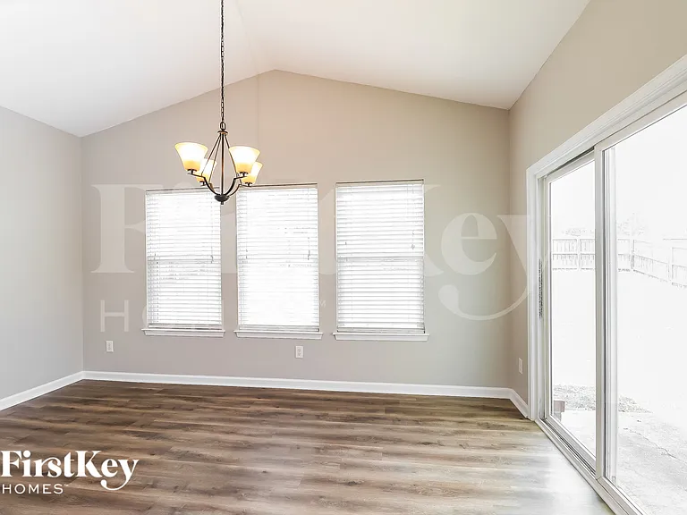 4313 Roundwood Ct — Photo 6