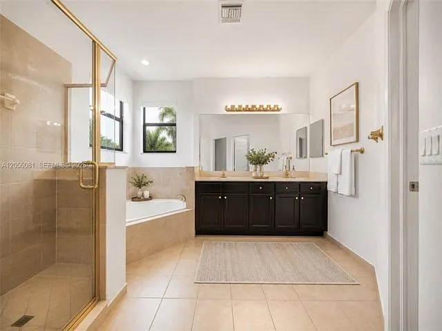 11731 SW 234th St — Photo 9