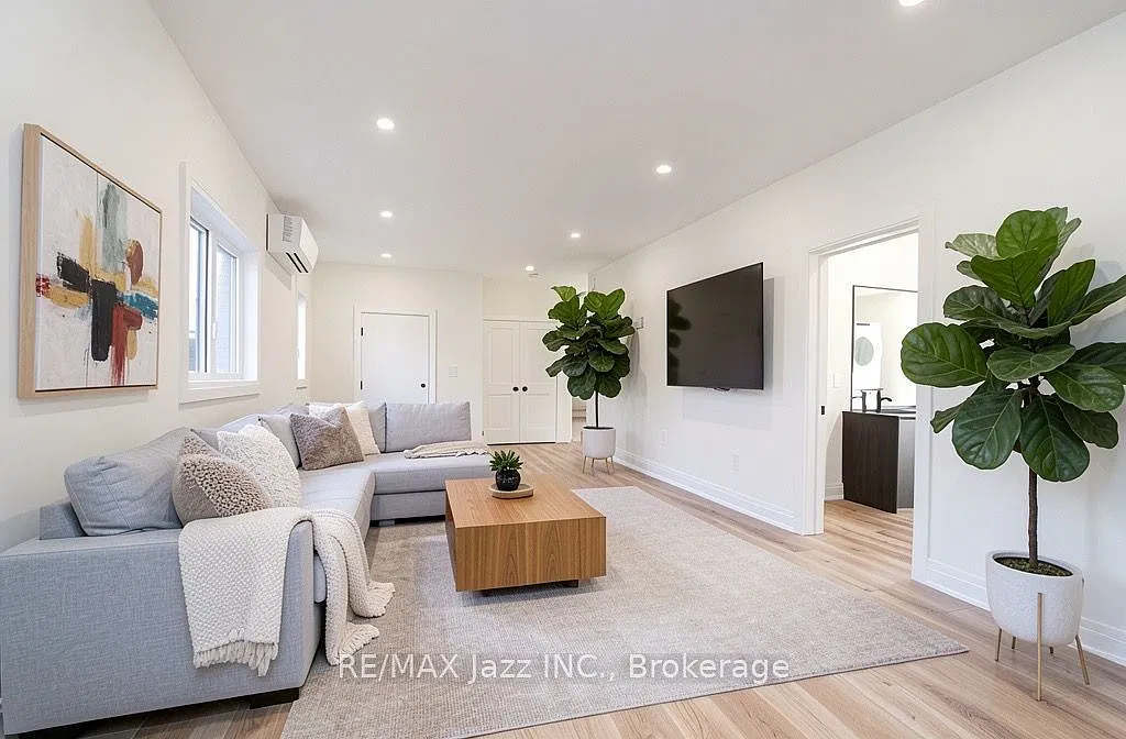 2 bed, $2,750 — Photo 3