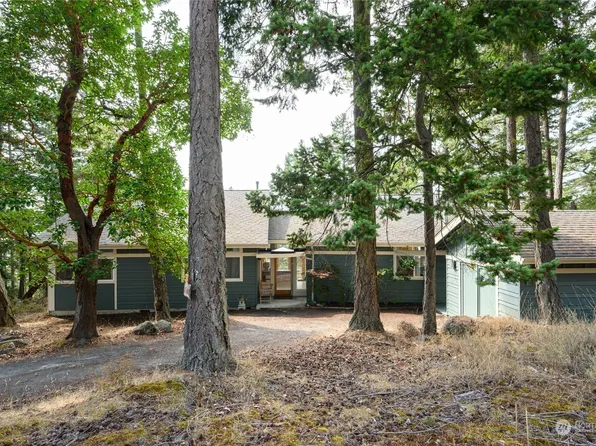 11 Garden Road, Decatur Island, WA 98221