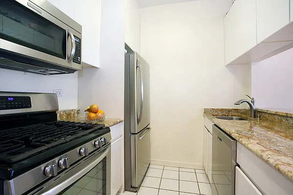 Rented by Corcoran | media 1