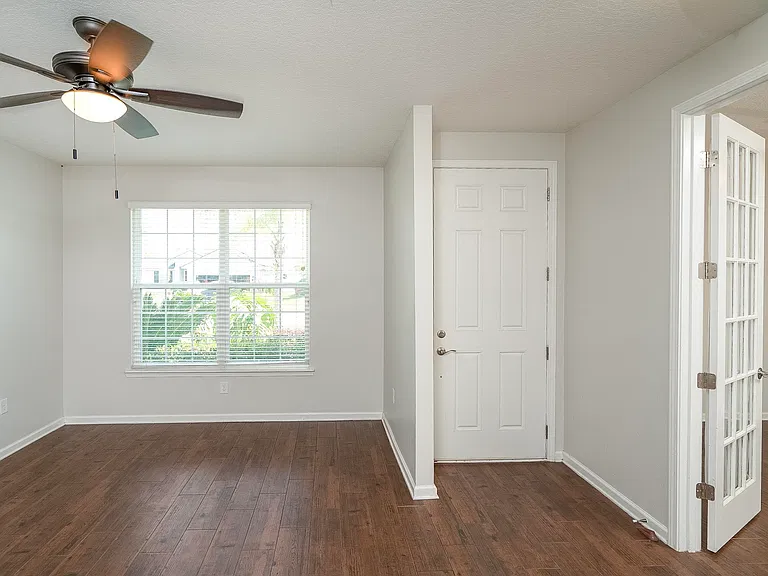 494 Aventurine Ave — Photo 16