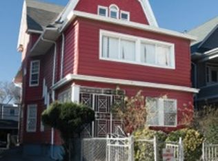 34 Stratford Rd, Brooklyn, NY 11218