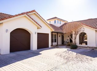 3801 Club House Dr UNIT 12, Kerrville, TX 78028