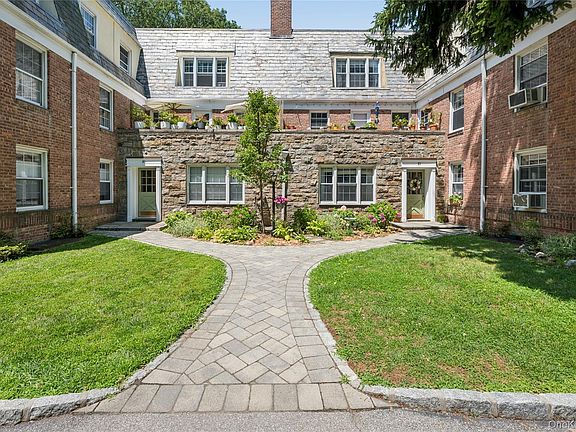 5th image of 84 Pinewood Road #1F