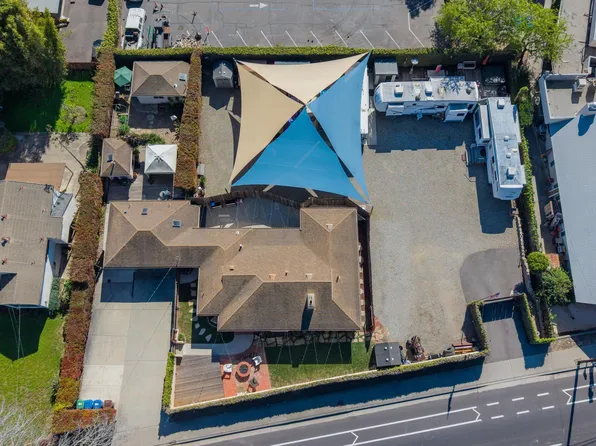 4593 Hollister Ave, Santa Barbara, CA 93110