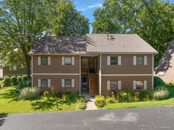 5632 N Watervliet Rd APT 16, Watervliet, MI 49098