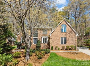 3711 Surry Ridge Ct, Charlotte, NC 28210