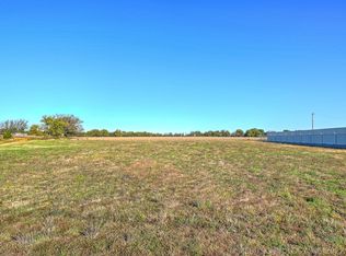 W Hwy 51 Hwy, Wagoner, OK 74467
