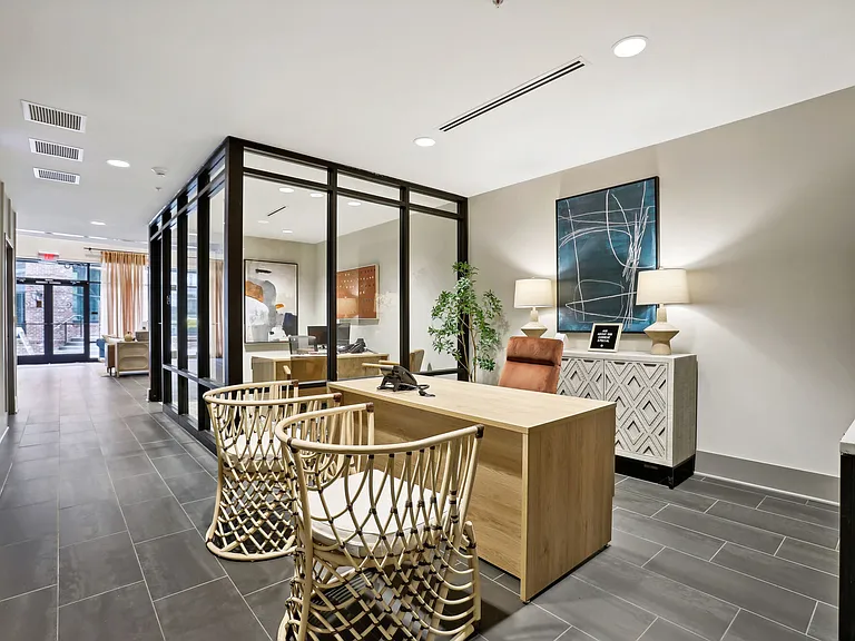 Chandler Residences — Photo 43