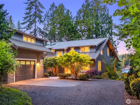 8300 NE Hidden Cove Road, Bainbridge Island, WA 98110