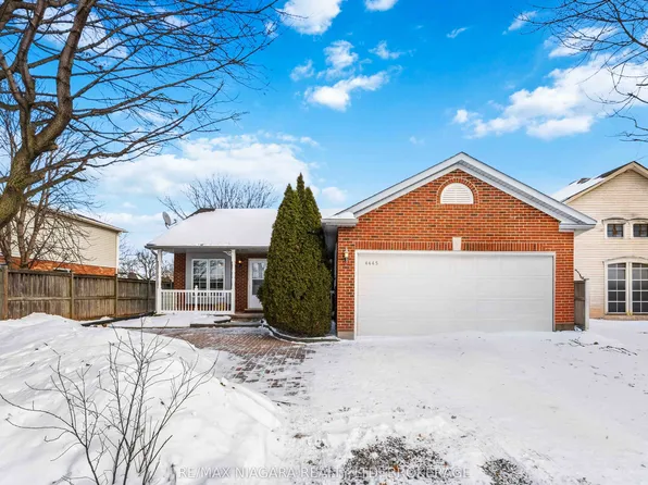 4445 Lincoln Ave, Lincoln, ON L3J 1S2