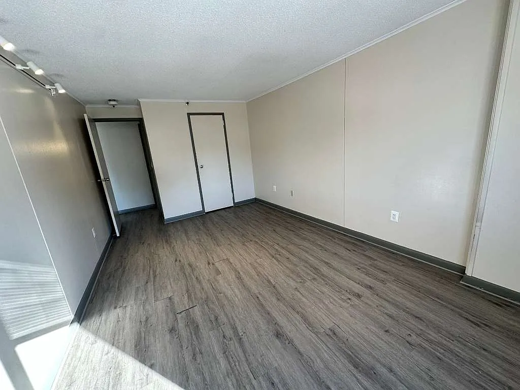 1 bed, 740 sqft, $1,650 — Photo 3
