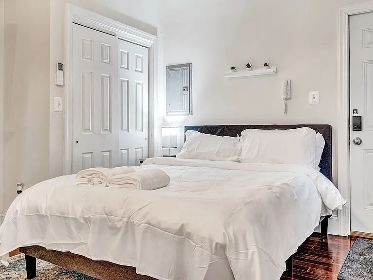 321 S 16th St #2R — Photo 3