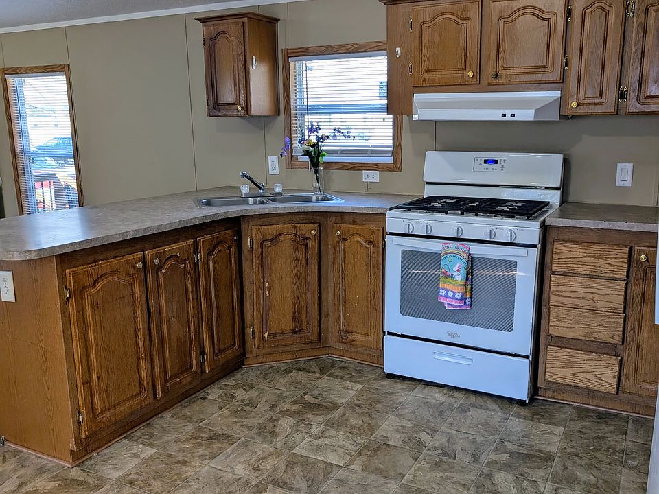 1st image of 17 Gumwood Dr