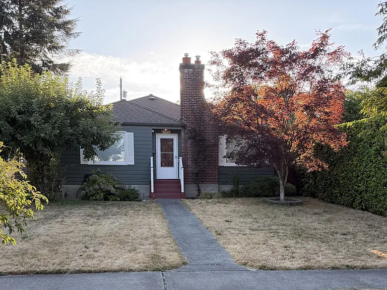 924 N Union Ave — Photo 1