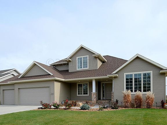 2nd image of 3529 Shadow Wood Ln E