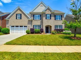 11509 Ashbourne Hall Rd, Charlotte, NC 28277