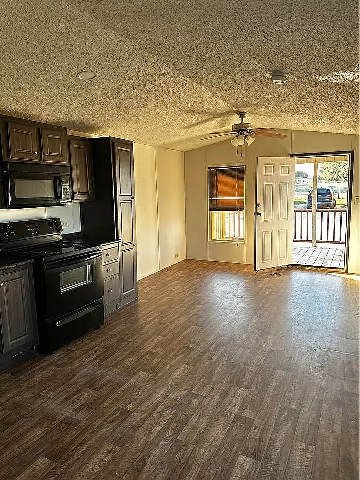 1 bed, $795 — Photo 4
