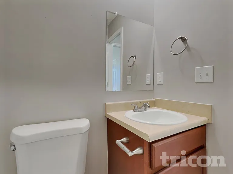 4822 Penoyer Ln — Photo 14