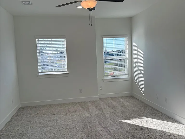 1442 Shaded Rock Dr — Photo 16