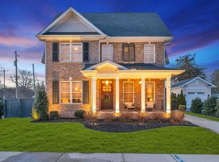 3 James St, Greenville, SC 29609