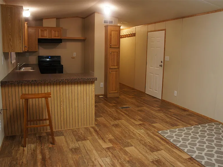 601 Clear Lake Rd #A — Photo 12