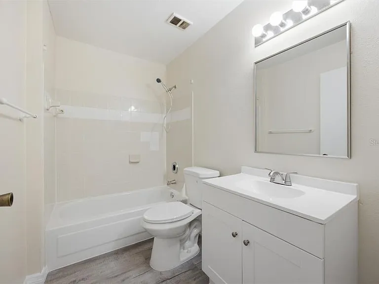3004 Parkway Blvd #106 — Photo 7