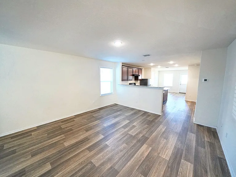 815 Retama Pass — Photo 12