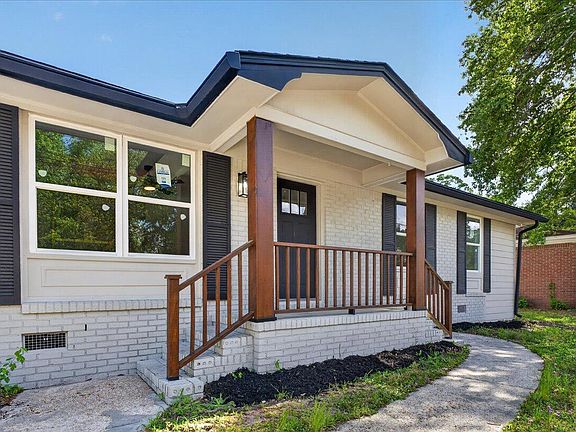 3rd image of 4025 Olivia Dr