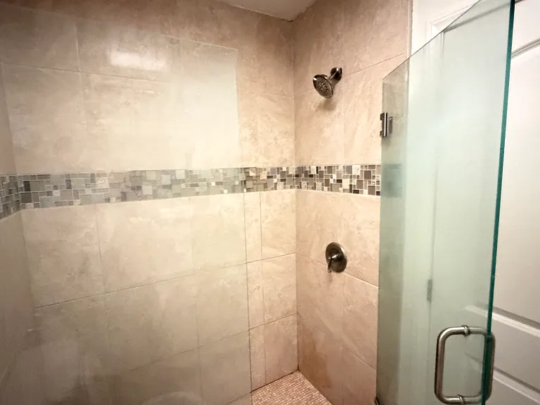 6637 Springpark Ave #6 — Photo 7