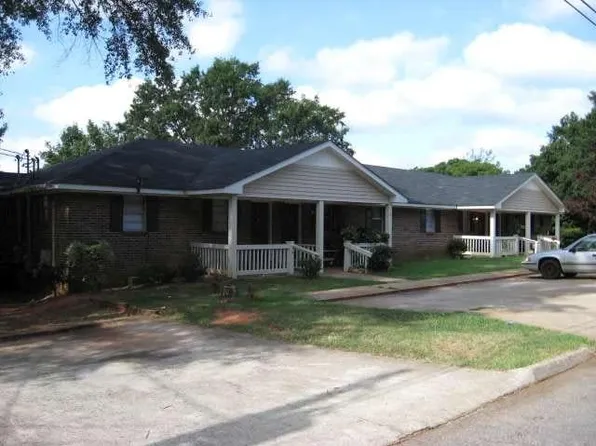 1319 Ruth St, Griffin, GA 30223